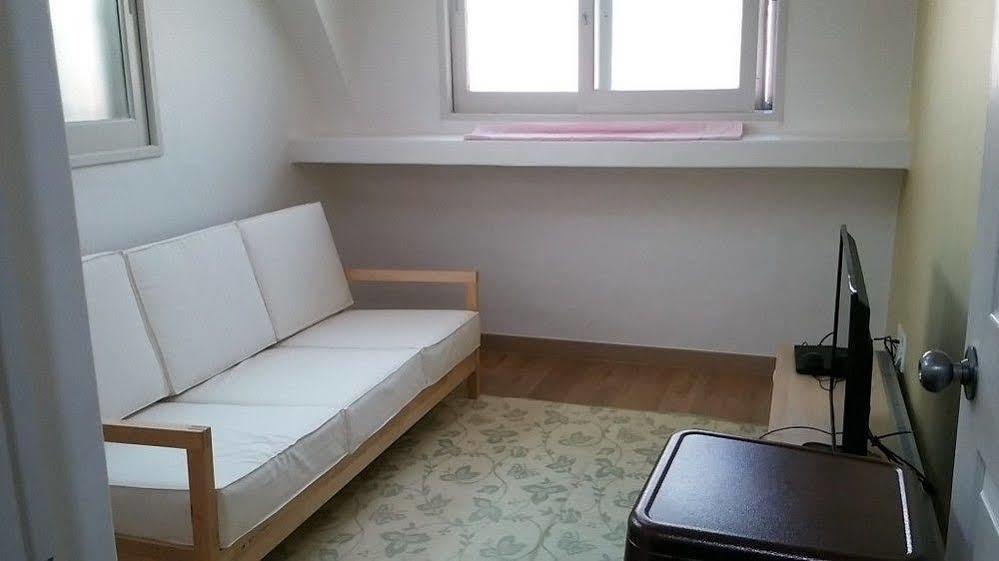 Oxbloodk Pansiyon Gwangju Metropolitan City Dış mekan fotoğraf